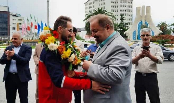 احمد رضا رضایی ، دبیر هیات پزشکی ورزشی مازندران ، بعنوان سنگربان و کاپیتان تیم ملی ناشنوایان در این مسابقات حضور داشت