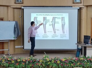 کارگاه آموزشی حرکات اصلاحی اندام های تحتانی