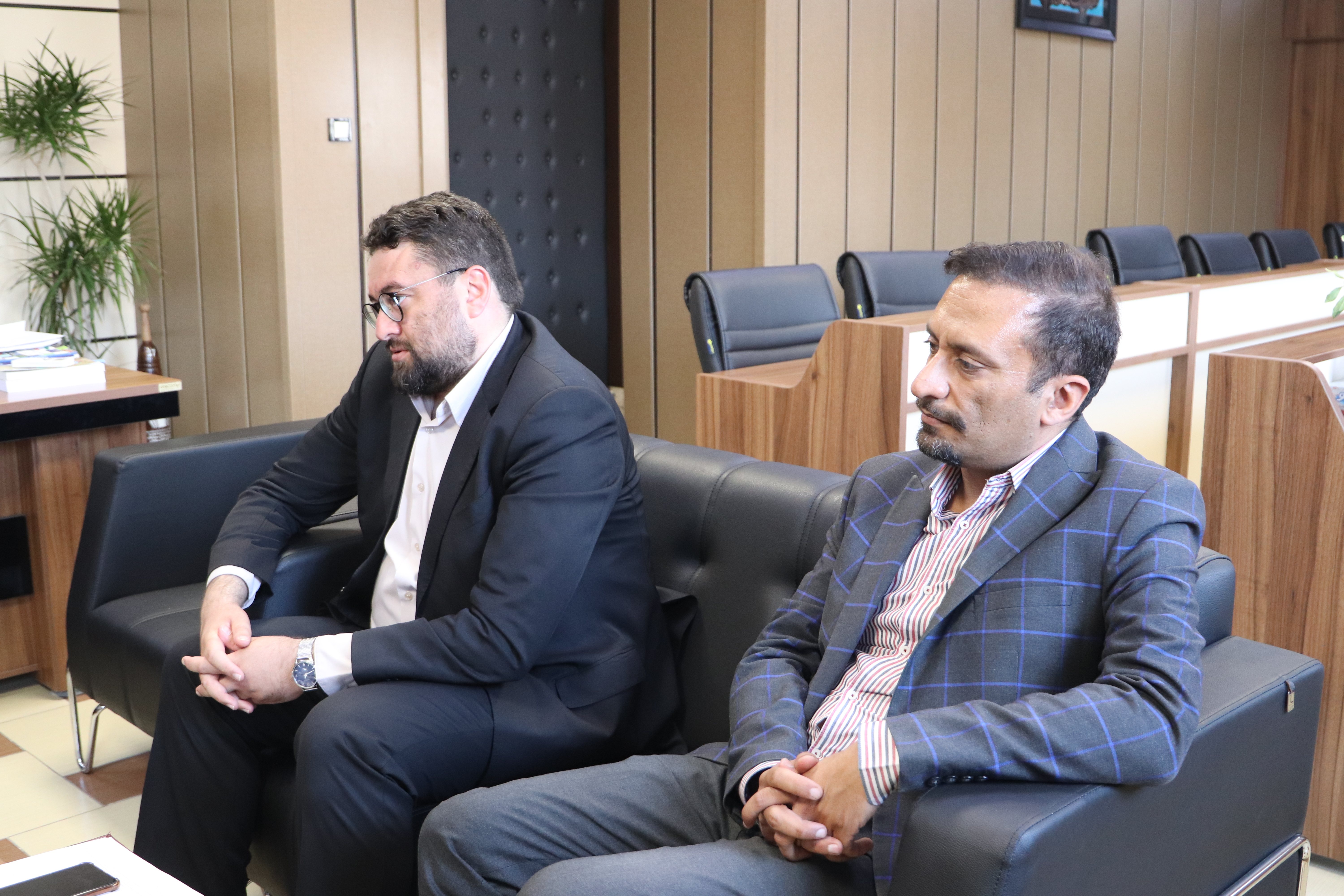 دیدار سرپرست هیات پزشکی ورزشی فارس با سرپرست اداره کل ورزش و جوانان استان