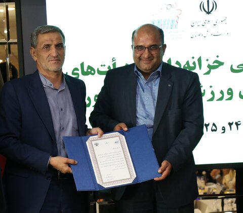 معرفی برترین خزانه داران هیات های پزشکی ورزشی استان ها