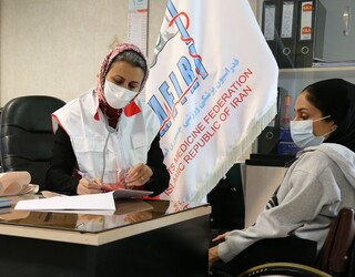 مهرنوش نیشابوری