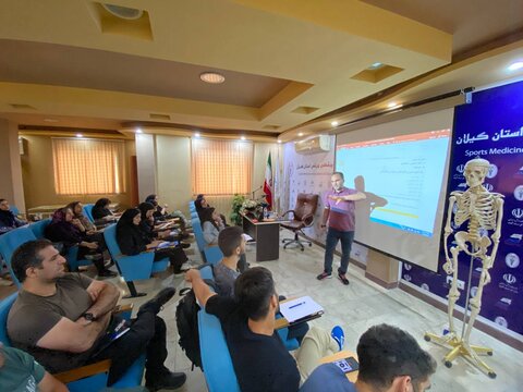 دوره اصلی ماساژ ورزشی(ویژه بانوان وآقایان) در هیأت پزشکی ورزشی استان گیلان‌ یکشنبه ۱۴۰۲/۴/۱۱ تیر در ساعت  ۸:۳۰ صبح در سالن آموزش هیات پزشکی ورزشی آغاز شد