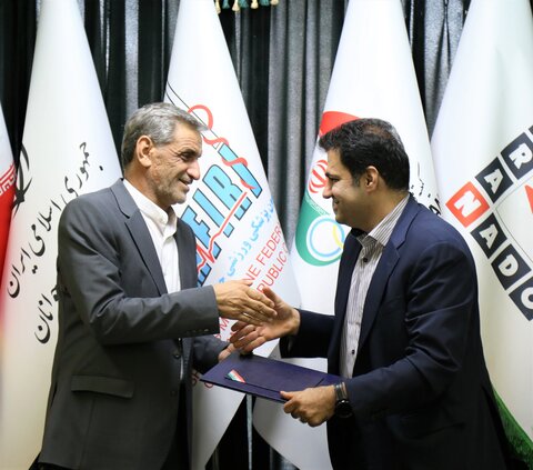 تجلیل دکتر نوروزی از سادات فدراسیون پزشکی ورزشی