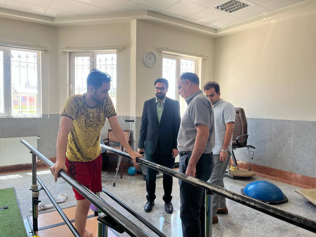 توسعه خدمات پزشکی ورزشی برای قهرمانان کرمانشاهی/ انجام معاینات تخصصی قلب و عروق و گوش، حلق و بینی در آکادمی پزشکی