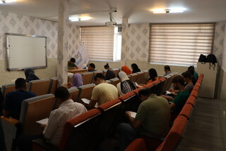 آزمون پایانی دوره امدادگری مرداد ماه 1402  برگزار شد.