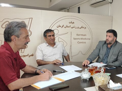 راهکارهای افزایش آمار ورزشکاران سازمان یافته هیأت بومی محلی و ارائه خدمات متنوع پزشکی ورزشی به ورزشکاران روستائی 