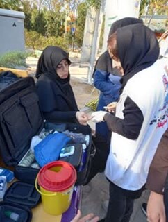 برپایی ایستگاه تندرستی به مناسبت هفته تربیت بدنی و ورزش در قم