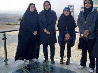 همایش پیاده روی