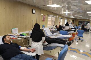 دومین روز پویش اهدای خون ورزشکاران در استان مرکزی به مناسبت هفته تربیت بدنی و ورزش