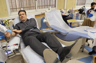 دومین روز پویش اهدای خون ورزشکاران در استان مرکزی به مناسبت هفته تربیت بدنی و ورزش