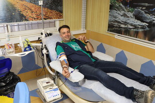 دومین روز پویش اهدای خون ورزشکاران در استان مرکزی به مناسبت هفته تربیت بدنی و ورزش