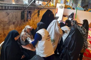 گزارش تصویری : ویزیت رایگان و تست فشار خون به مناسبت هفته تربیت بدنی و ورزش توسط هیات پزشکی ورزشی مازندران / مصلی شهرستان ساری