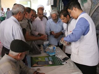 ارائه خدمات رایگان به 300 نفر در ایستگاه تندرستی مصلی نمازجمعه قم