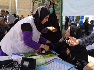 بهره مندی بیش از 400 نفراز خدمات ایستگاه رایگان تندرستی در مصلی الغدیر خرم‌آباد