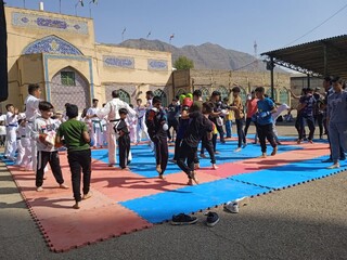 بهره مندی بیش از 400 نفراز خدمات ایستگاه رایگان تندرستی در مصلی الغدیر خرم‌آباد