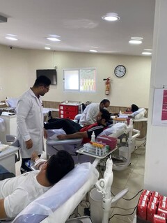 بیش از 60 نفر از جامعه ورزش و جوانان استان گیلان به مناسبت هفته تربیت بدنی و ورزش همزمان با سراسر کشور صبح امروز با حضور در انتقال خون استان به پویش اهدای خون پیوستند.