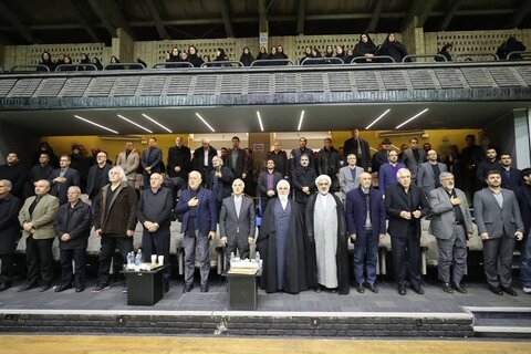 وداع با زنده یاد محمود مشحون در تالار بسکتبال آزادی