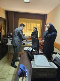 تقدیر دکتر بنی جمالی از بانوان همکار همزمان با ولادت حضرت زهرا(س)