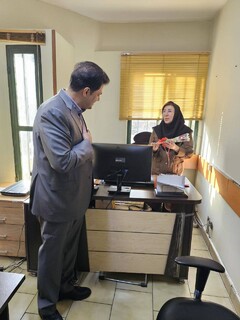 تقدیر دکتر بنی جمالی از بانوان همکار همزمان با ولادت حضرت زهرا(س)