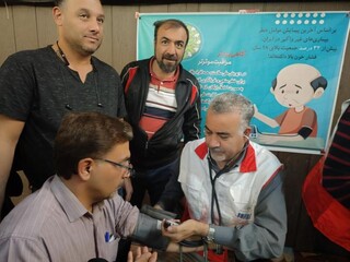 اجرای پویش ملی غربالگری دیابت و فشارخون بالا در استان خوزستان