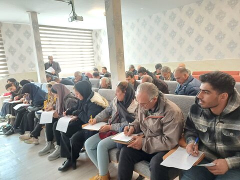 کارگاه کمک های اولیه در کوه برای کوهنوردان برگزار شد