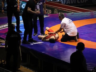 پوشش پزشکی مسابقات بین المللی کشتی فرنگی