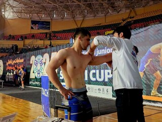 پوشش پزشکی مسابقات بین المللی کشتی فرنگی