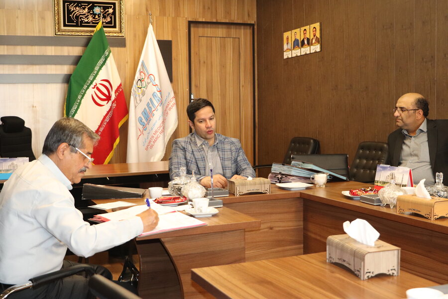 نشست هیات رییسه هیات پزشکی ورزشی فارس
