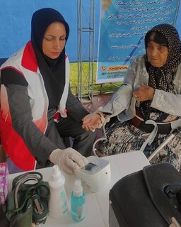 برپایی ایستگاه سلامت توسط هیات پزشکی ورزشی فارس به مناسبت روز جهانی فشار خون