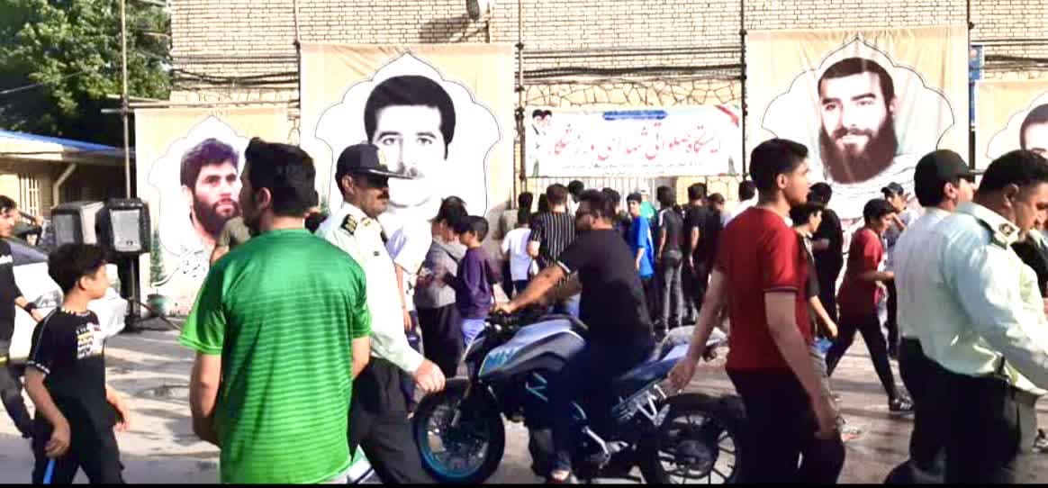 برپایی ایستگاه پذیرایی در حاشیه مسابقه و جشن قهرمانی تیم خیبرخرمآباد