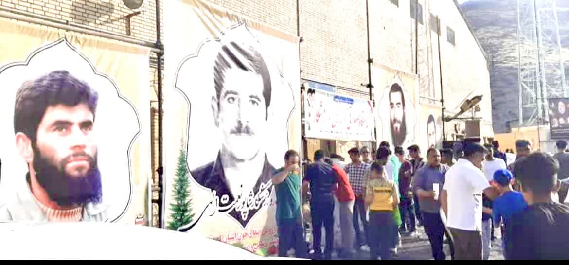 برپایی ایستگاه پذیرایی در حاشیه مسابقه و جشن قهرمانی تیم خیبرخرمآباد