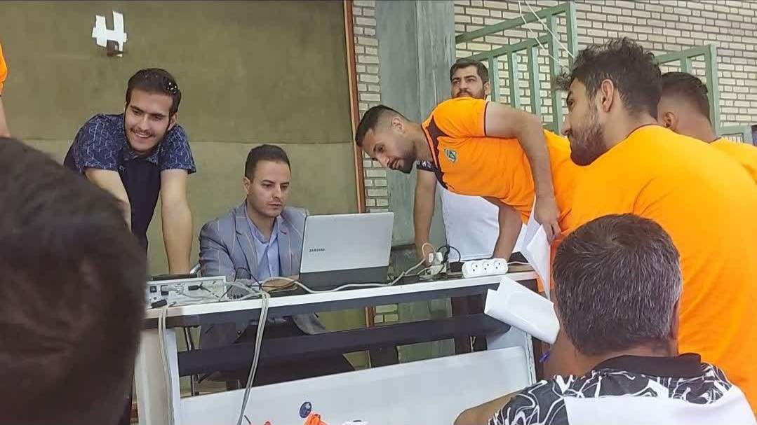 اندازه گیری تست بادی کامپوزیشن تیم فوتبال آلومینیم اراک