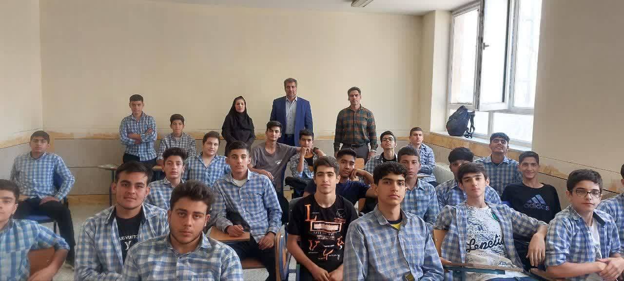 دوره آموزشی آشنایی با آسیبهاو روان شناسی ورزشی ویژه دانشآموزان پسر برگزار شد