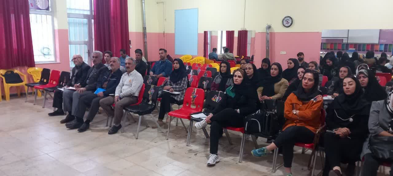دورههای آموزشی حقوق ورزشی و تغذیه ورزشی در شهرستان بروجرد برگزار شد