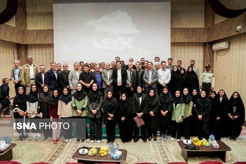حضور دکتر نوروزی در جزیره بوموسی همراه با جامعه ورزش و جوانان