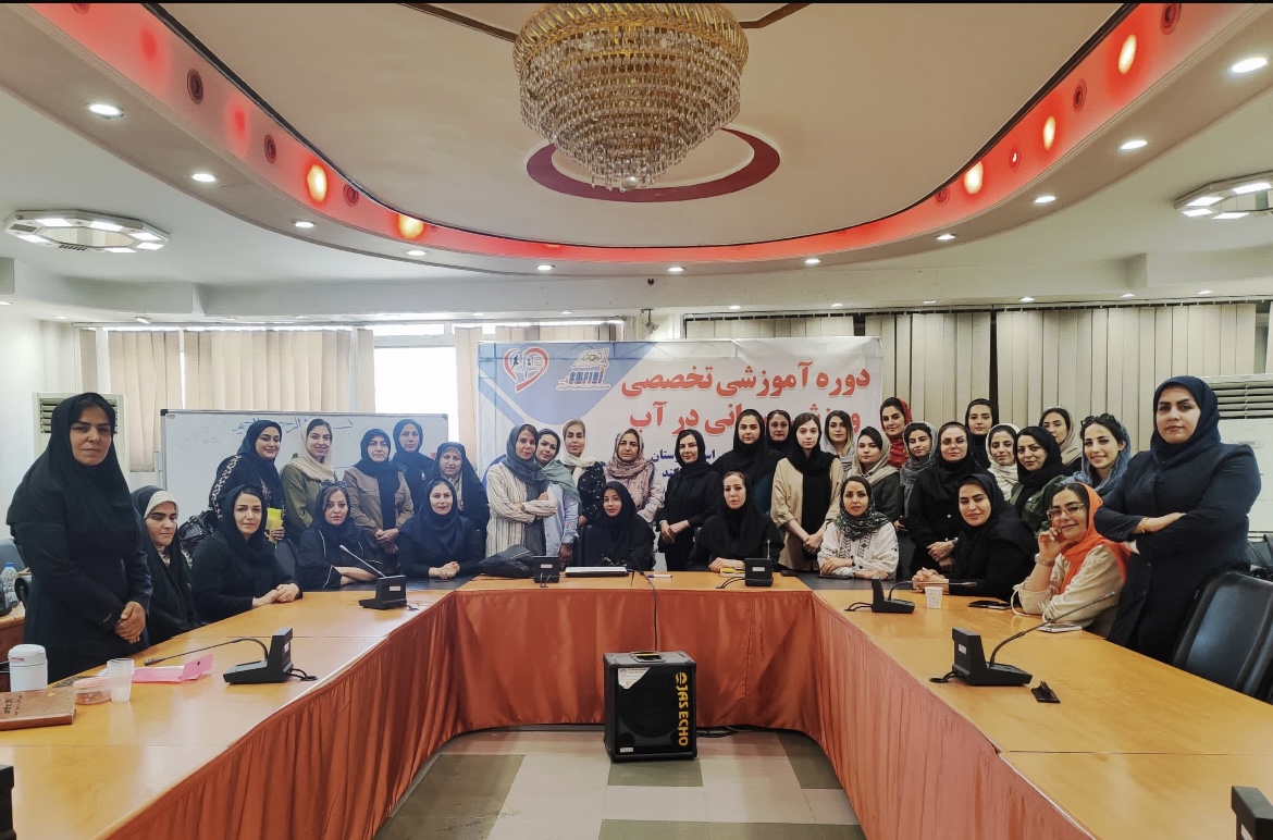 پایان موفقیتآمیز اولین دوره ورزش درمانی در آب در لرستان با استقبال گسترده و نوید تکرار