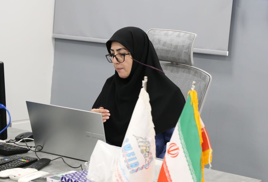 وبینار سراسری کمیته نظارت بر سلامت باشگاه‌ها و اماکن ورزشی با حضور حمیده ولی‌نیا مسئول کمیته