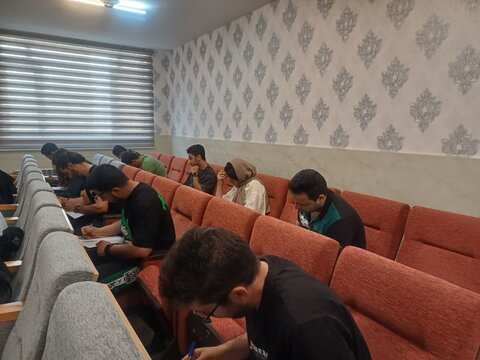 آزمون دوره امدادگری ورزشی در اراک برگزار شد