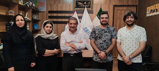 نشست جمعی از پزشکان همکار کمیته پوشش پزشکی مسابقات و مسئول این کمیته با دبیر هیات پزشکی ورشی فارس