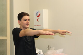 انجام معاینات پزشکی از ورزشکارن اعزامی به رقابتهای المپیاد ورزشی توسط هیات پزشکی ورزشی فارس