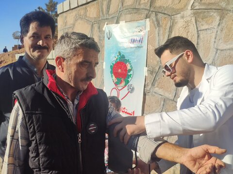 ارائه خدمات پزشکی و غربالگری سلامت به ۳۵۳ ورزشکار در راستای ترویج ورزش همگانی