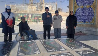 عطر افشانی گلزار مطهر شهدای گمنام - چهار محال و بختیاری