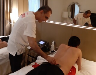 ارائه خدمات فیزیوتراپی به ملی پوشان در درمانگاه فدراسیون پزشکی ورزشی در بحرین