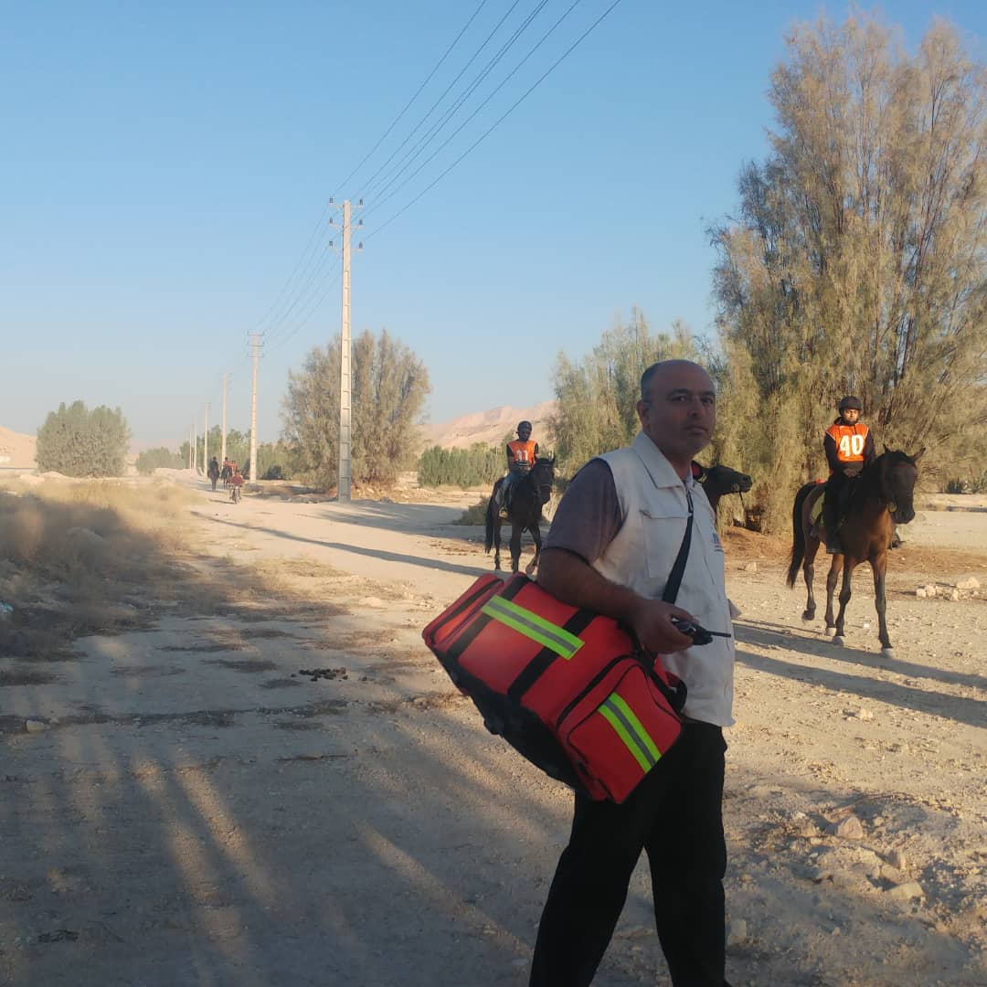 پوشش پزشکی رقابتهای سوارکاری استقامت جنوب فارس توسط هیات پزشکی ورزشی شهرستان  لارستان