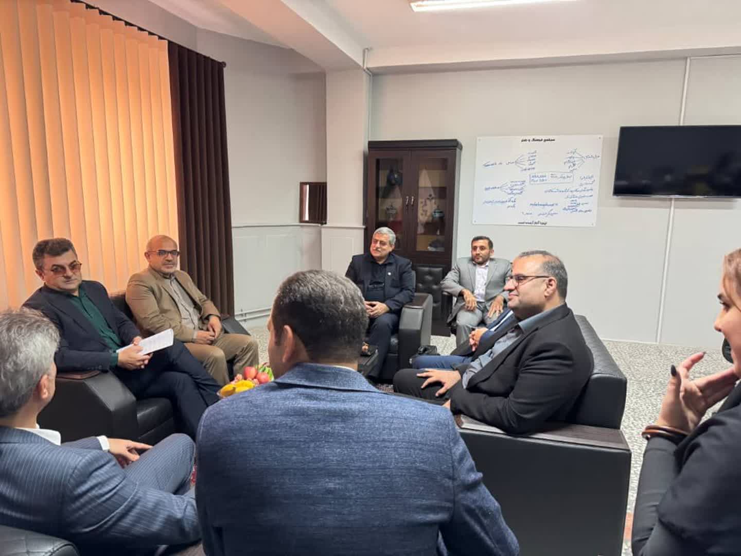 نقش اعتماد به نفس در موفقیت ورزشکاران شمشیربازی 