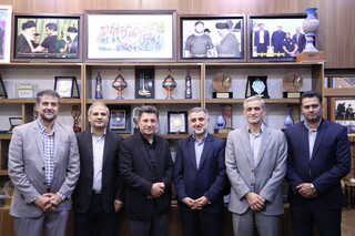 حضور دکتر نوروزی و سرمربی تیم ملی فوتبال در فدراسیون ورزش زورخانه ای