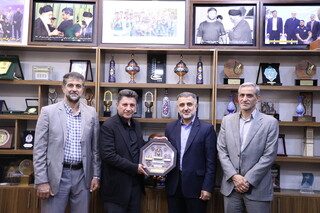 حضور دکتر نوروزی و سرمربی تیم ملی فوتبال در فدراسیون ورزش زورخانه ای