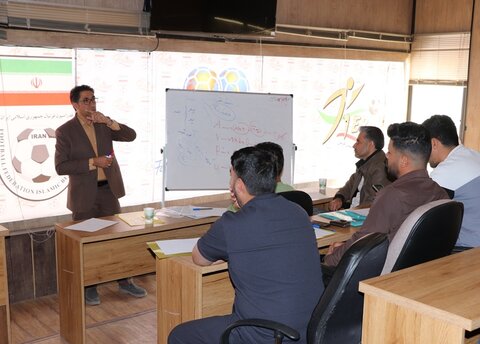 دوره آموزشی بازآموزی امدادگر ورزشی-کرمان