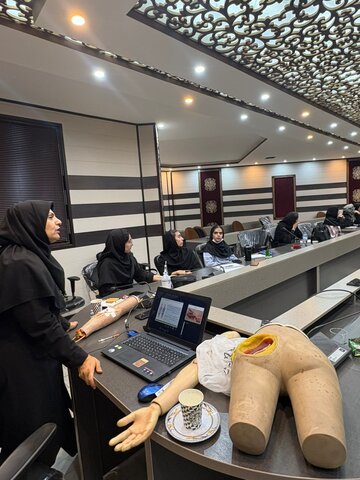 آغاز آموزش های تخصصی امدادگر ورزشی با محوریت آموزش ابتدایی تزریقات وریدی و عضلانی با تدریس