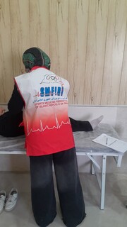 ارزیابی بازیکنان تیم فوتسال شمس شهرستان اوز برای شرکت در رقابتهای کشوری در درمانگاه هیات پزشکی‌ورزشی شهر کوره شهرستان اوز